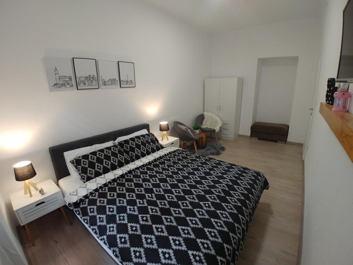 Apartments Sari Сараєво Екстер'єр фото